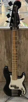 Squier - Contemporary Active Precision Bass PH V, Laurel Fingerboard - Black 2